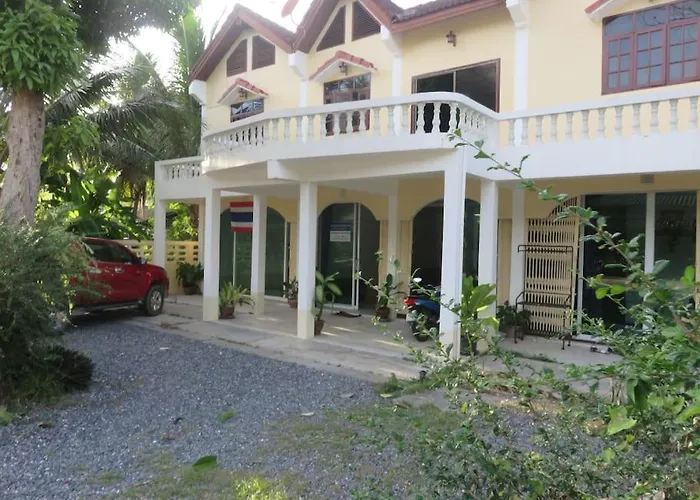 Private Well Priced Guesthouse Available To Rent