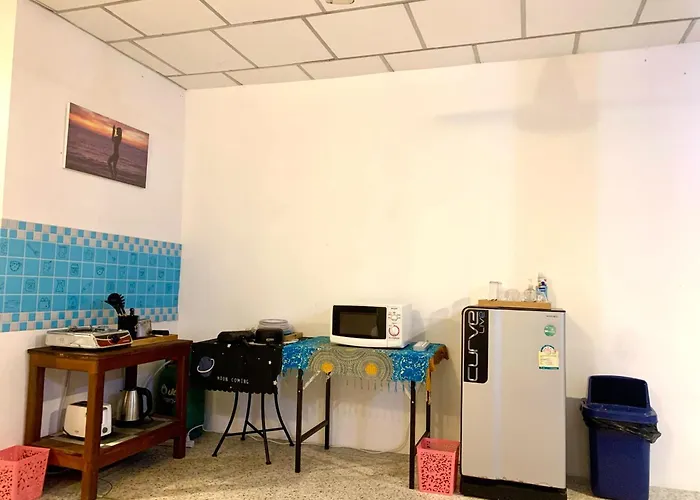 Private Well Priced Guesthouse Available To Rent